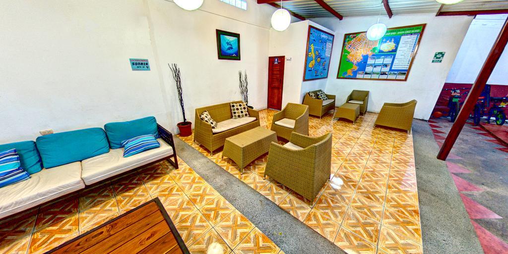 Hostal Espana Пуэрто-Айора Экстерьер фото