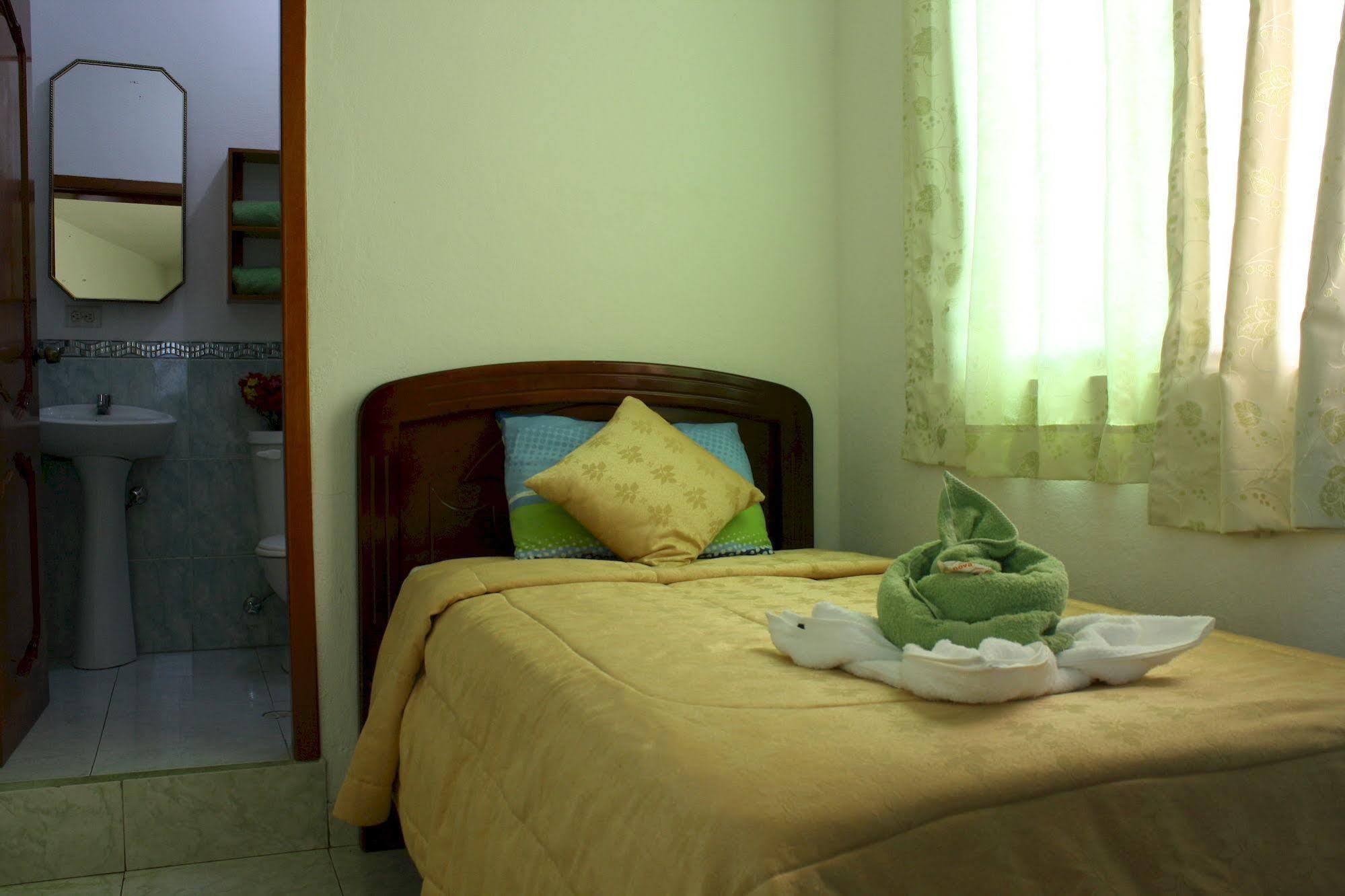 Hostal Espana Пуэрто-Айора Экстерьер фото