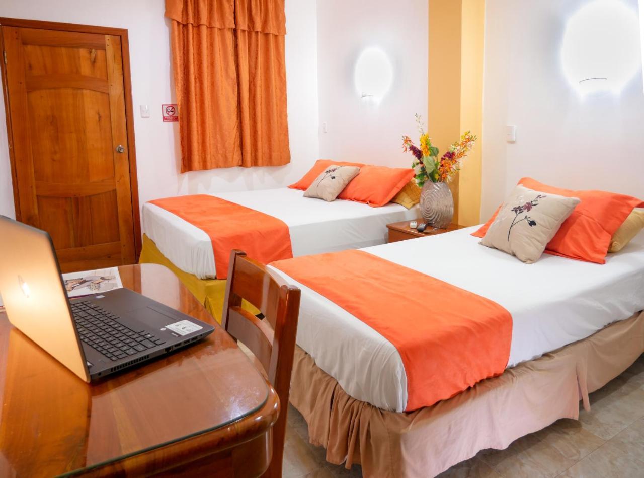 Hostal Espana Пуэрто-Айора Экстерьер фото