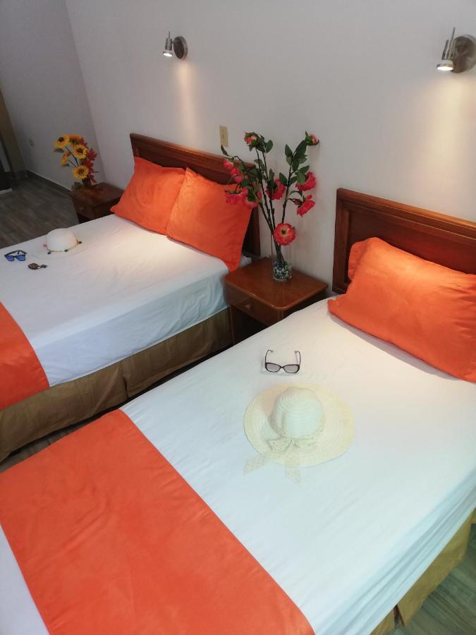 Hostal Espana Пуэрто-Айора Экстерьер фото